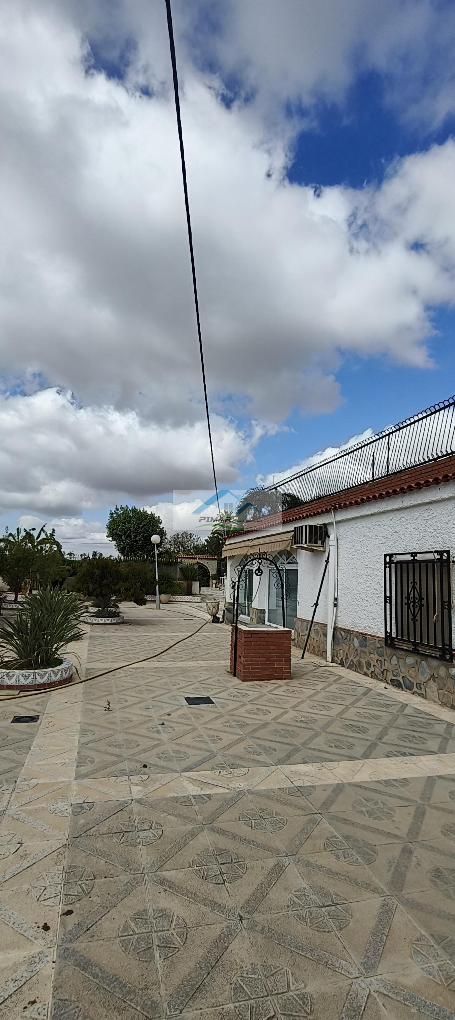 Venta de chalet en Elche-Elx