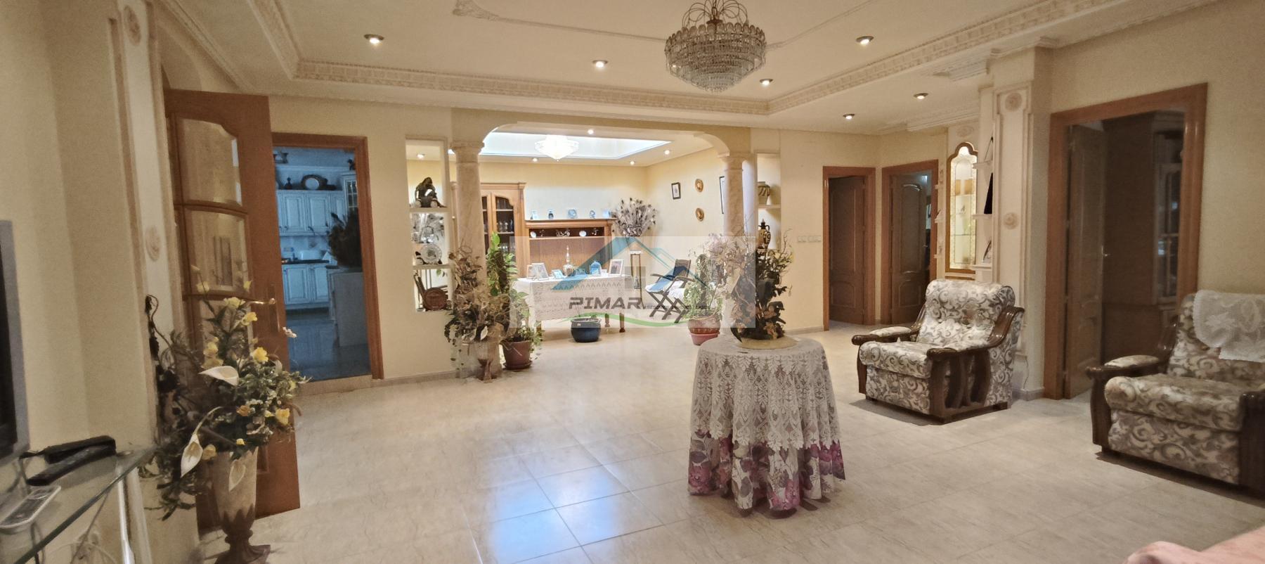 Venta de chalet en Elche-Elx