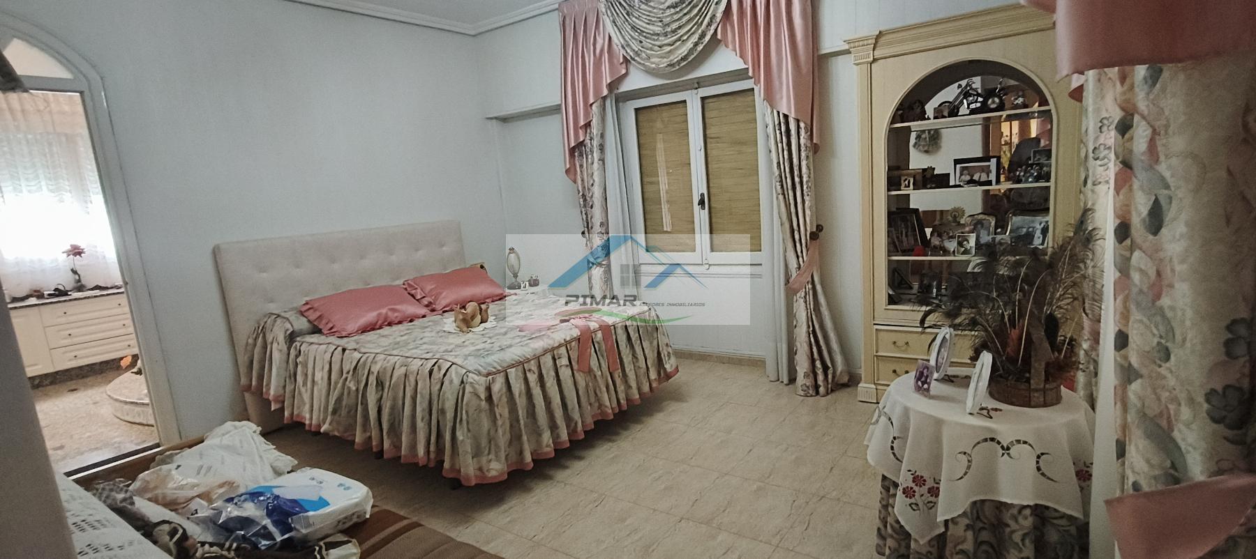Venta de chalet en Elche-Elx