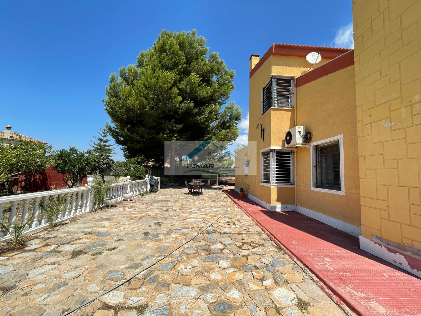 Venta de chalet en Elche-Elx