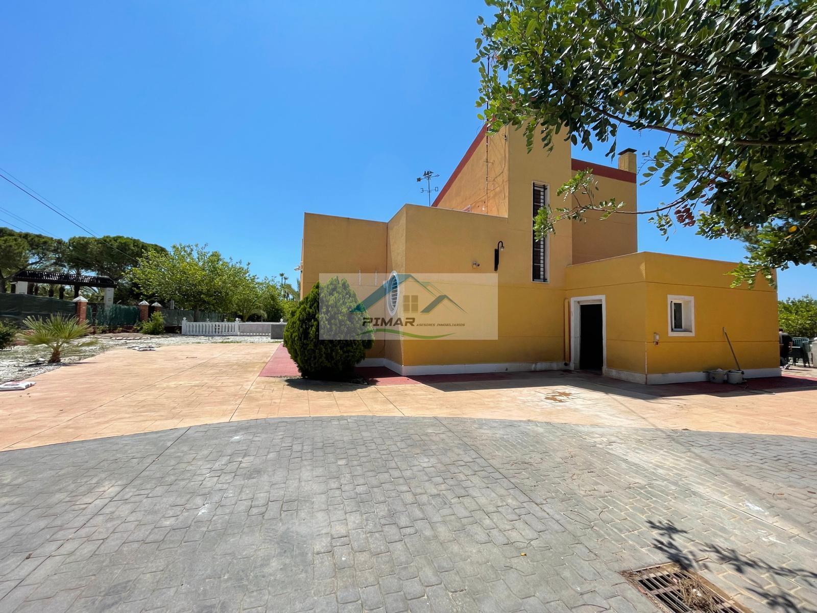 Venta de chalet en Elche-Elx