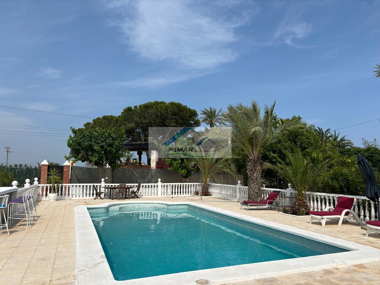 Venta de chalet en Elche-Elx