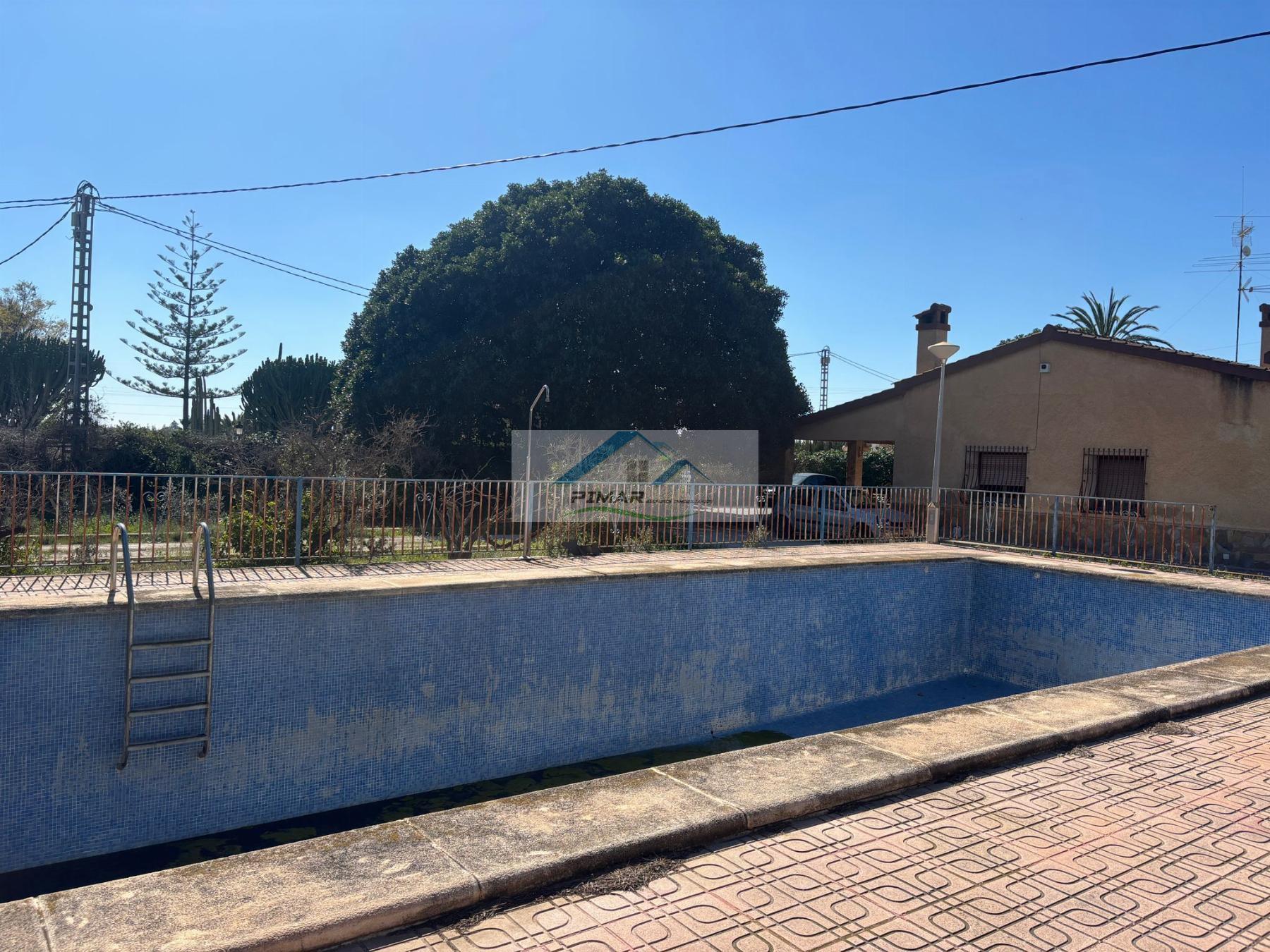 Venta de chalet en Elche-Elx