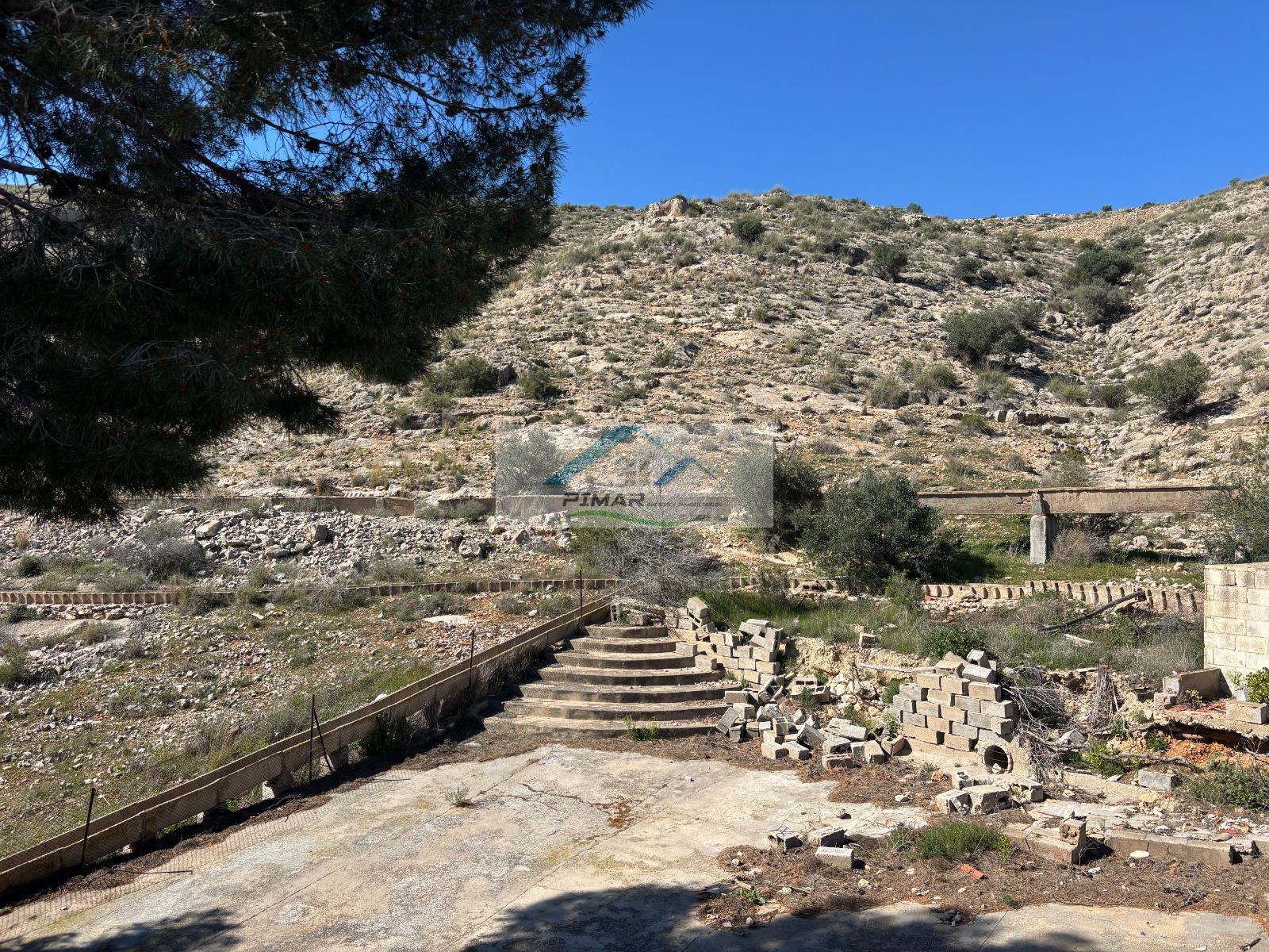 Venta de chalet en Hondón de las Nieves