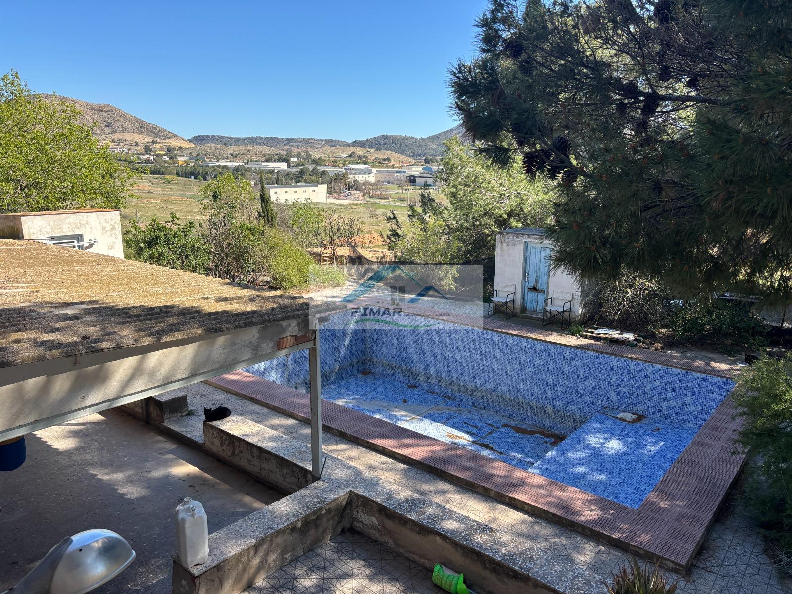 Venta de chalet en Hondón de las Nieves