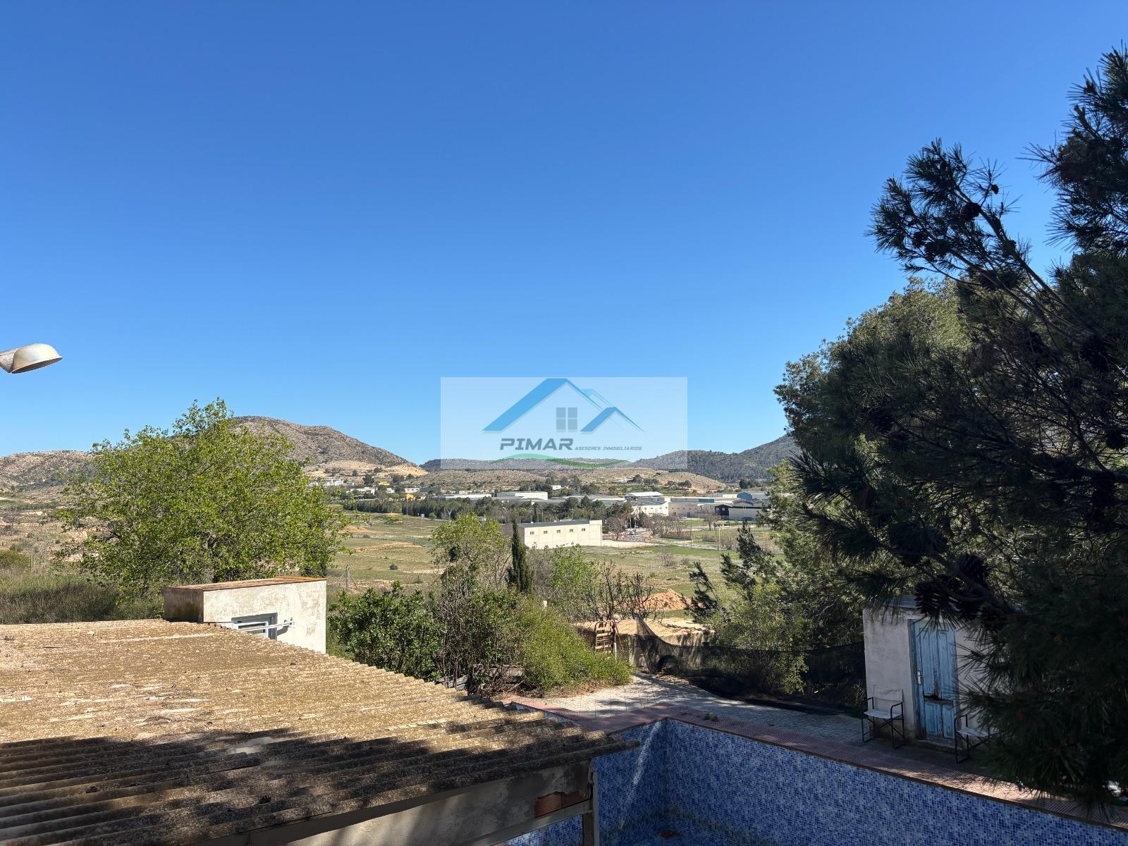 Venta de chalet en Hondón de las Nieves