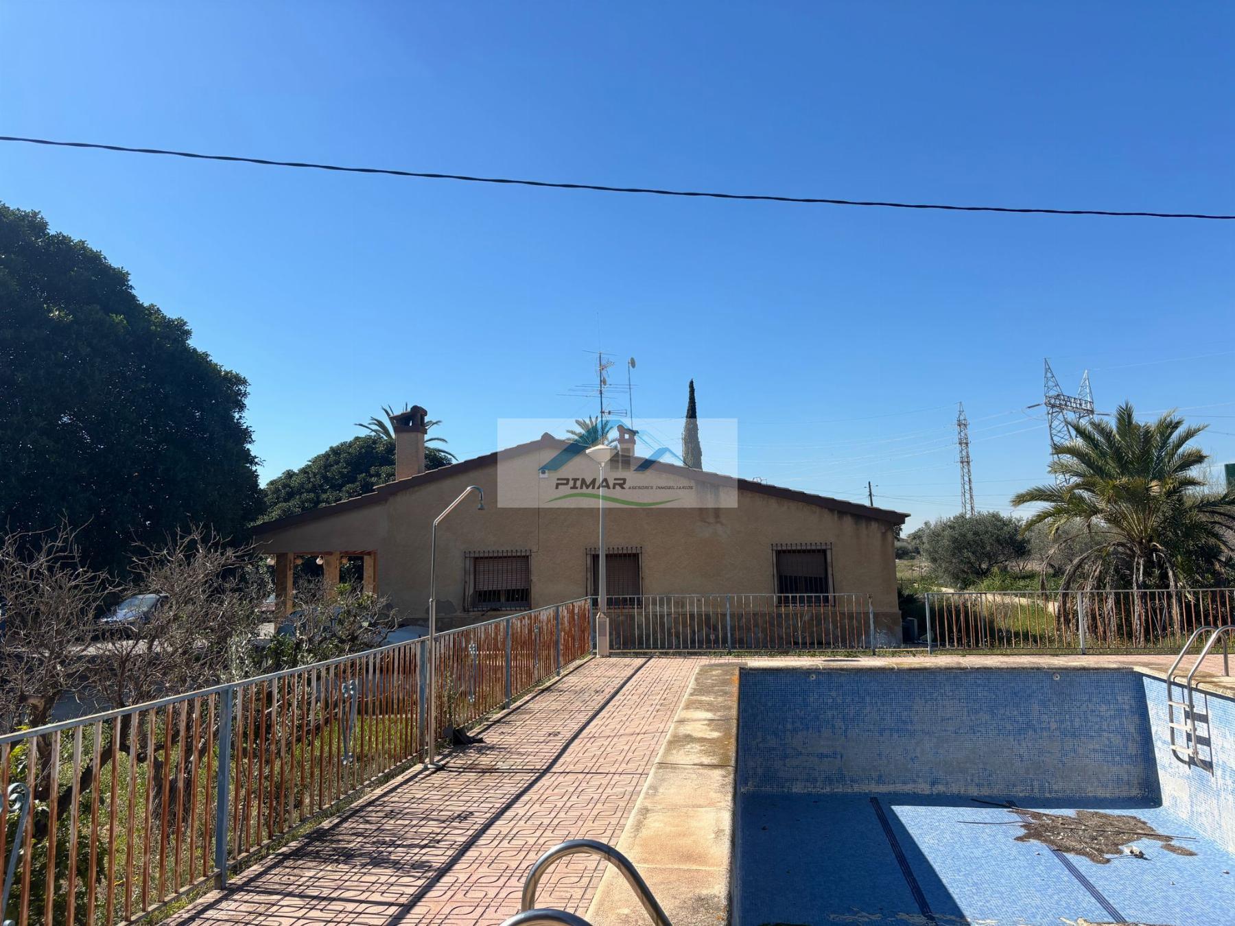 Venta de chalet en Elche-Elx