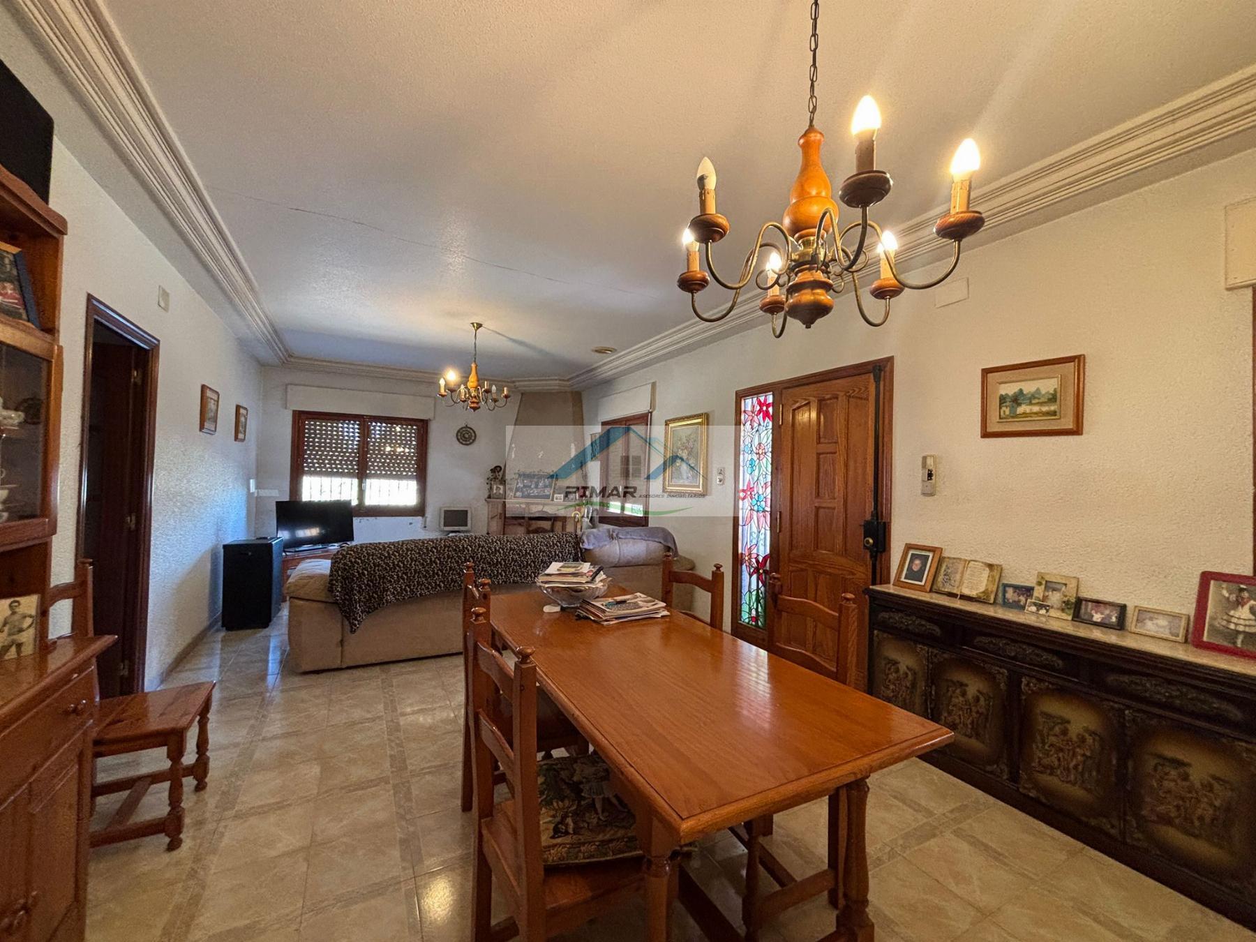 Venta de chalet en Elche-Elx