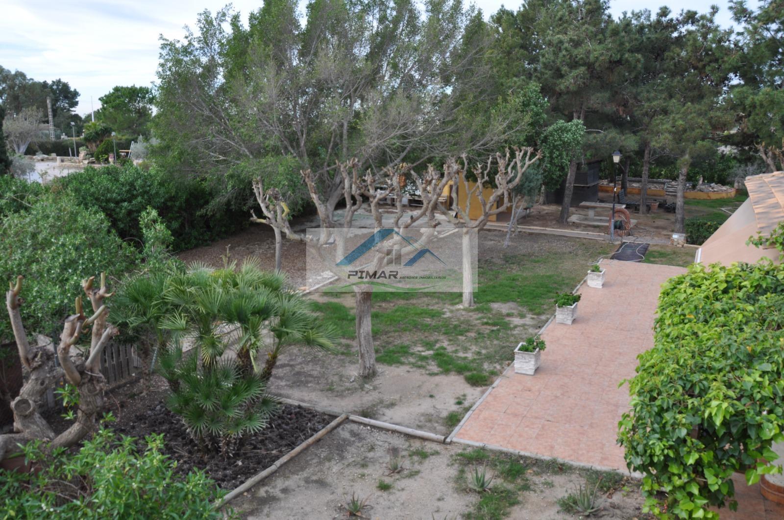 Venta de villa en Elche-Elx