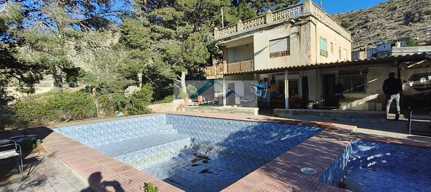 Venta de casa en Hondón de las Nieves