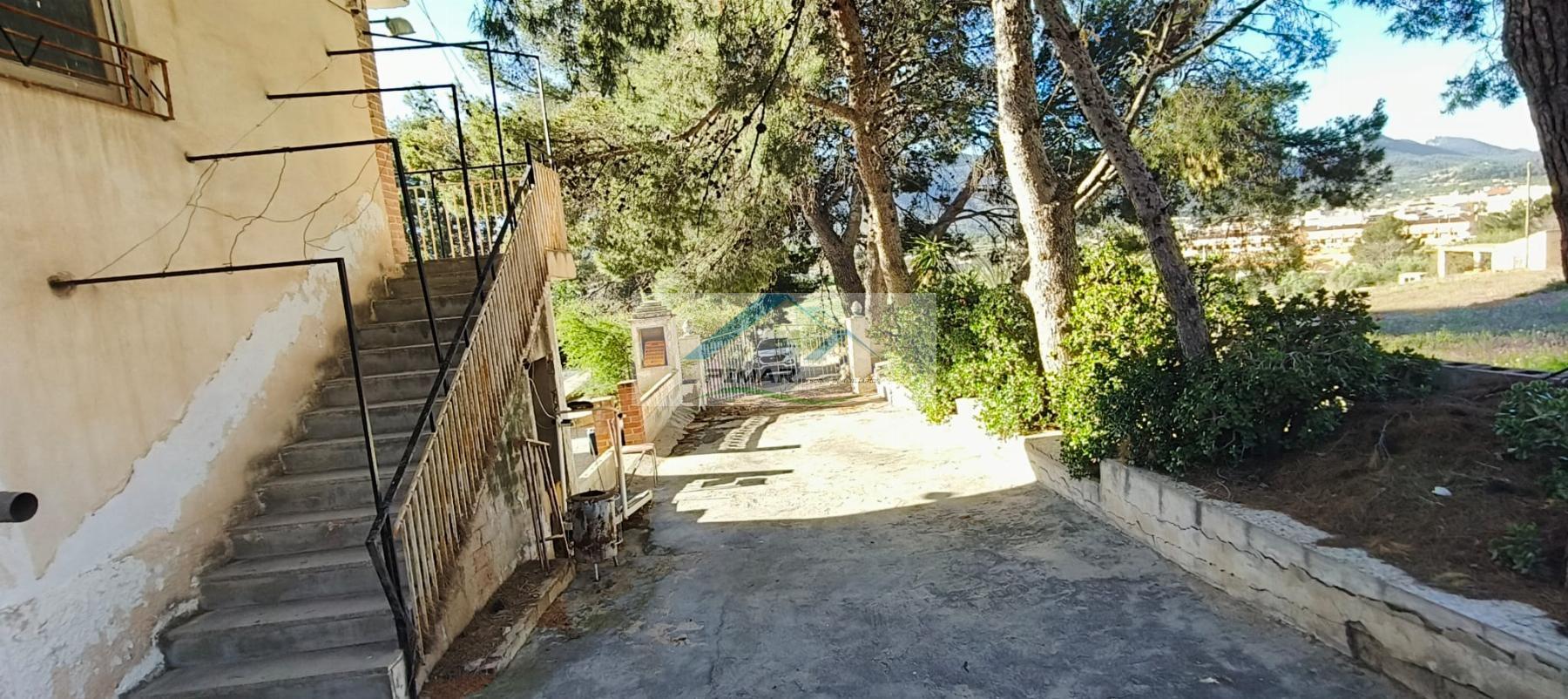 Venta de casa en Hondón de las Nieves