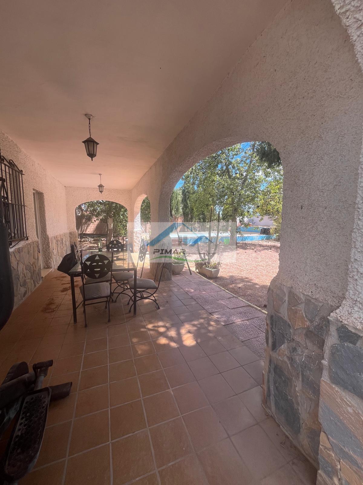 Venta de casa en Albatera