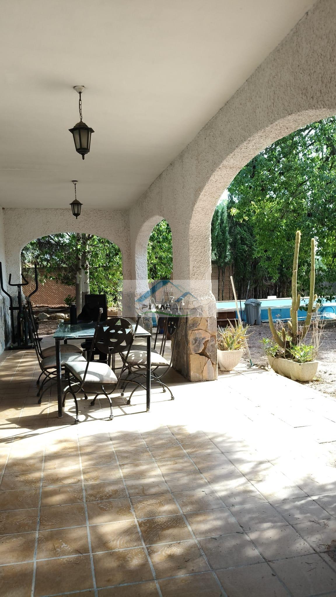 Venta de casa en Albatera