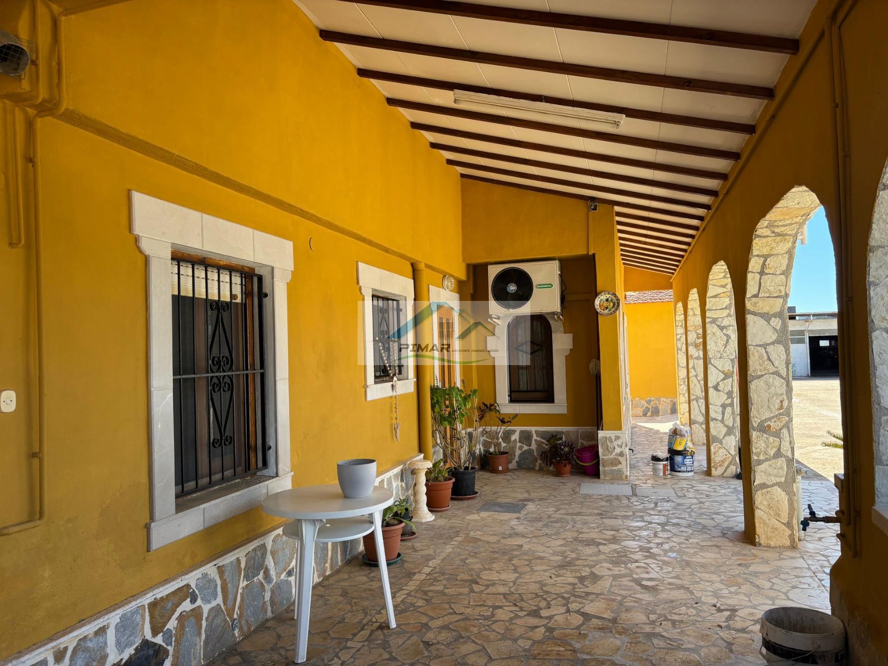 Venta de chalet en Elche-Elx