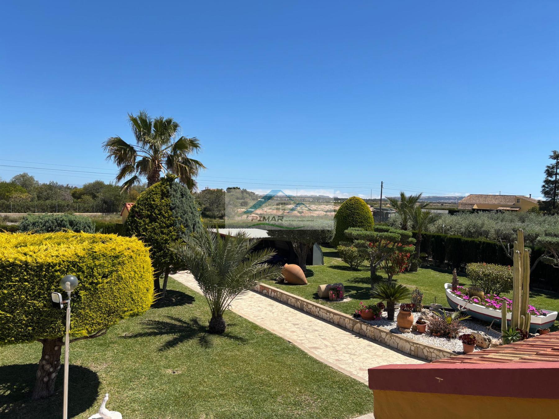 Venta de chalet en Elche-Elx