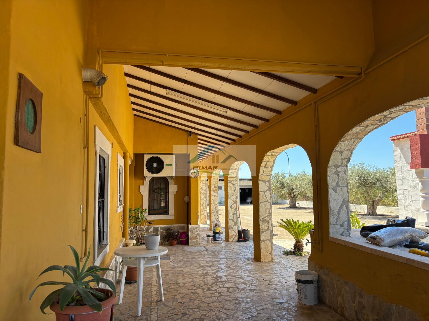 Venta de chalet en Elche-Elx