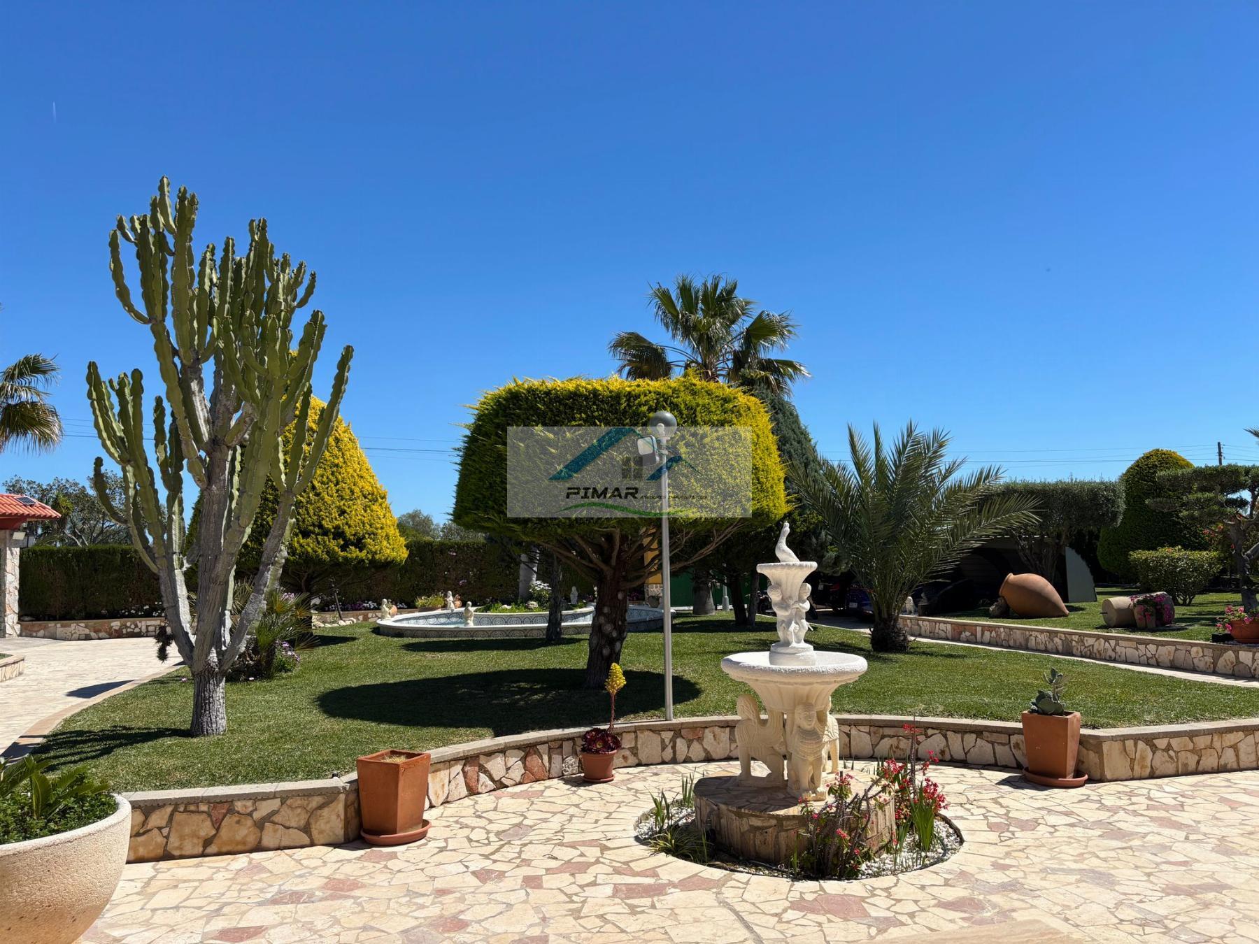 Venta de chalet en Elche-Elx