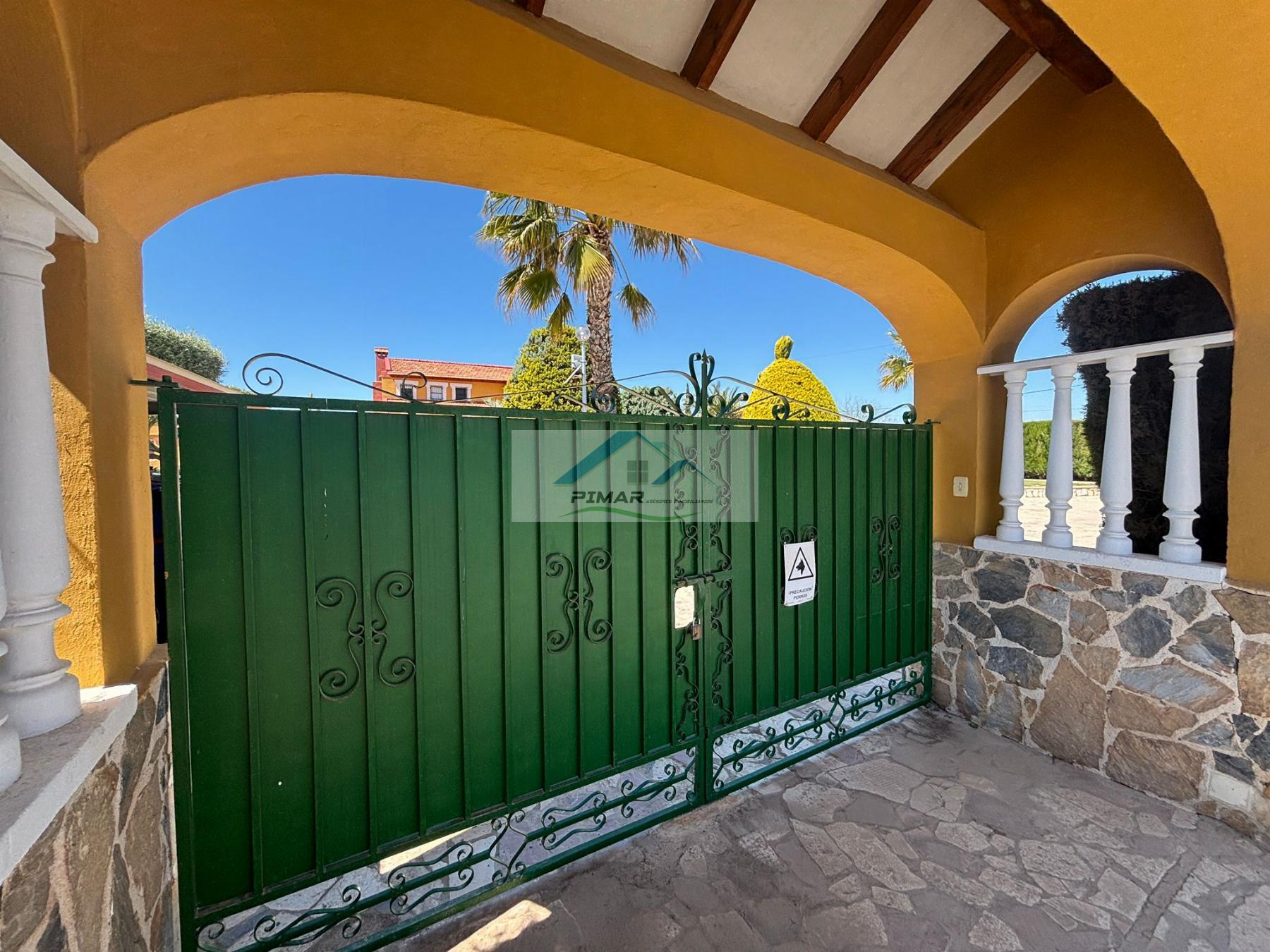 Venta de chalet en Elche-Elx