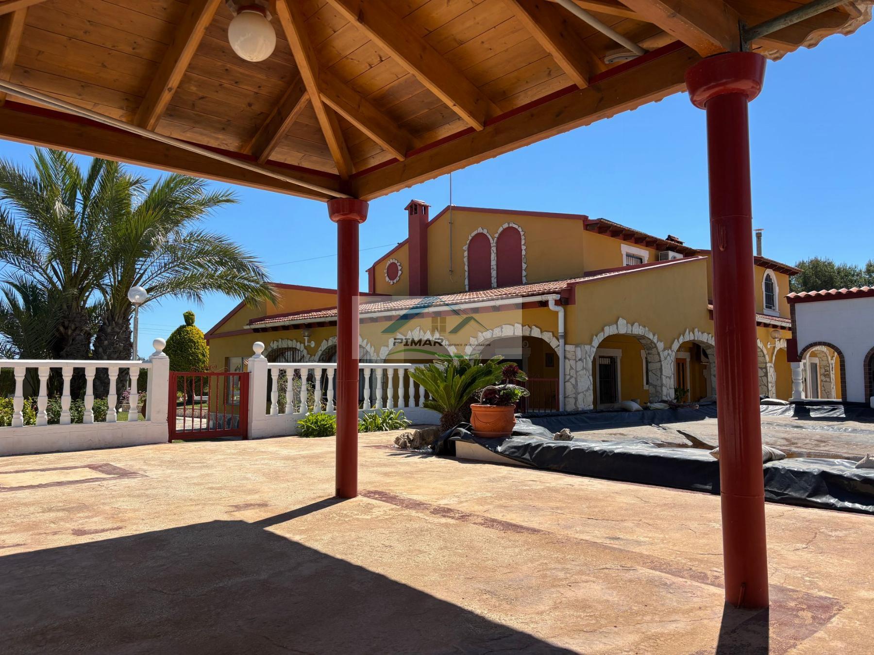 Venta de chalet en Elche-Elx