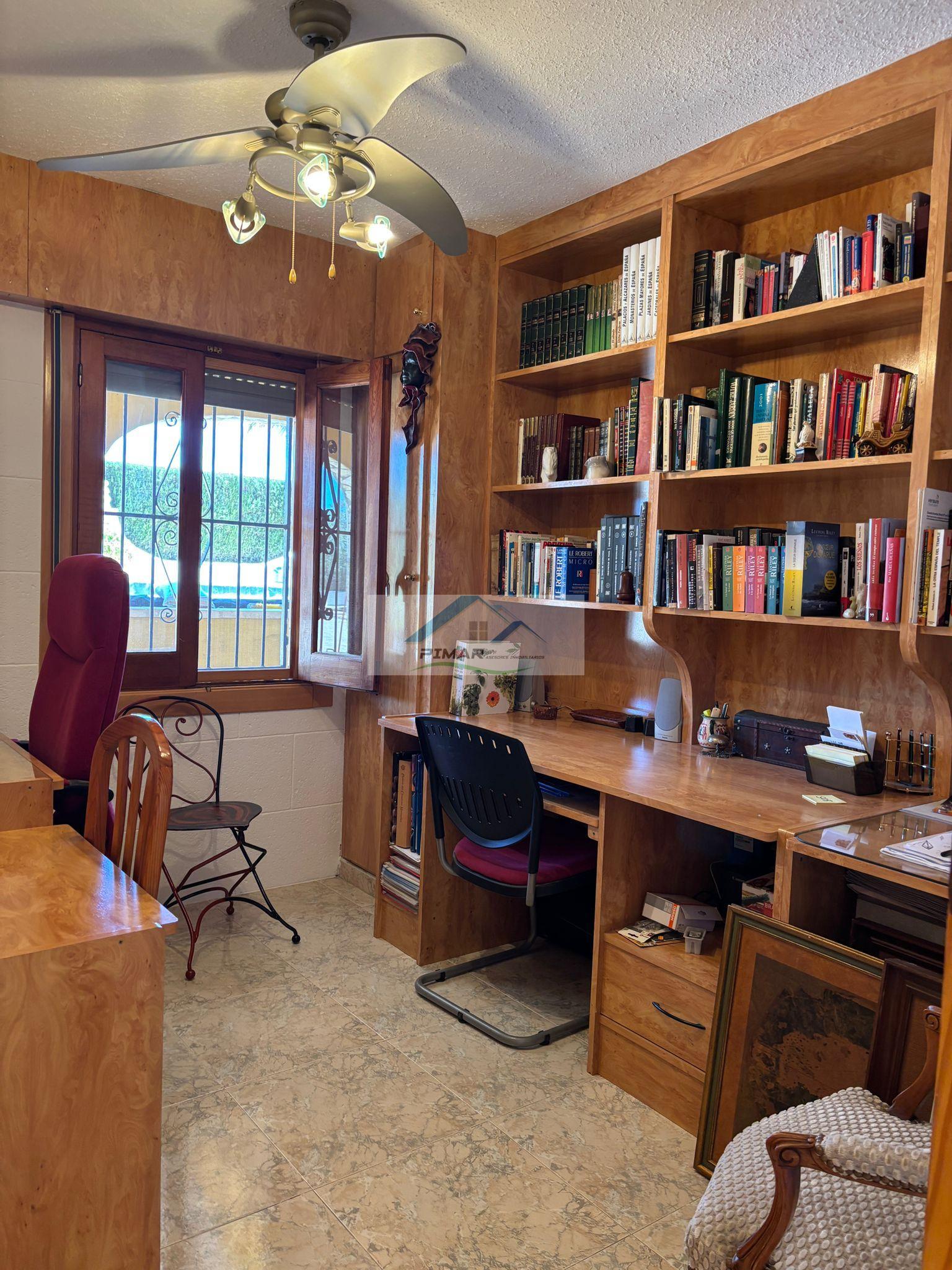 Venta de chalet en Elche-Elx