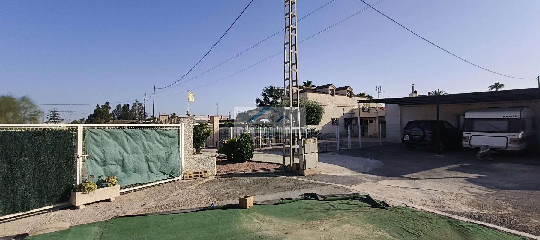 Venta de finca rústica en Elche-Elx