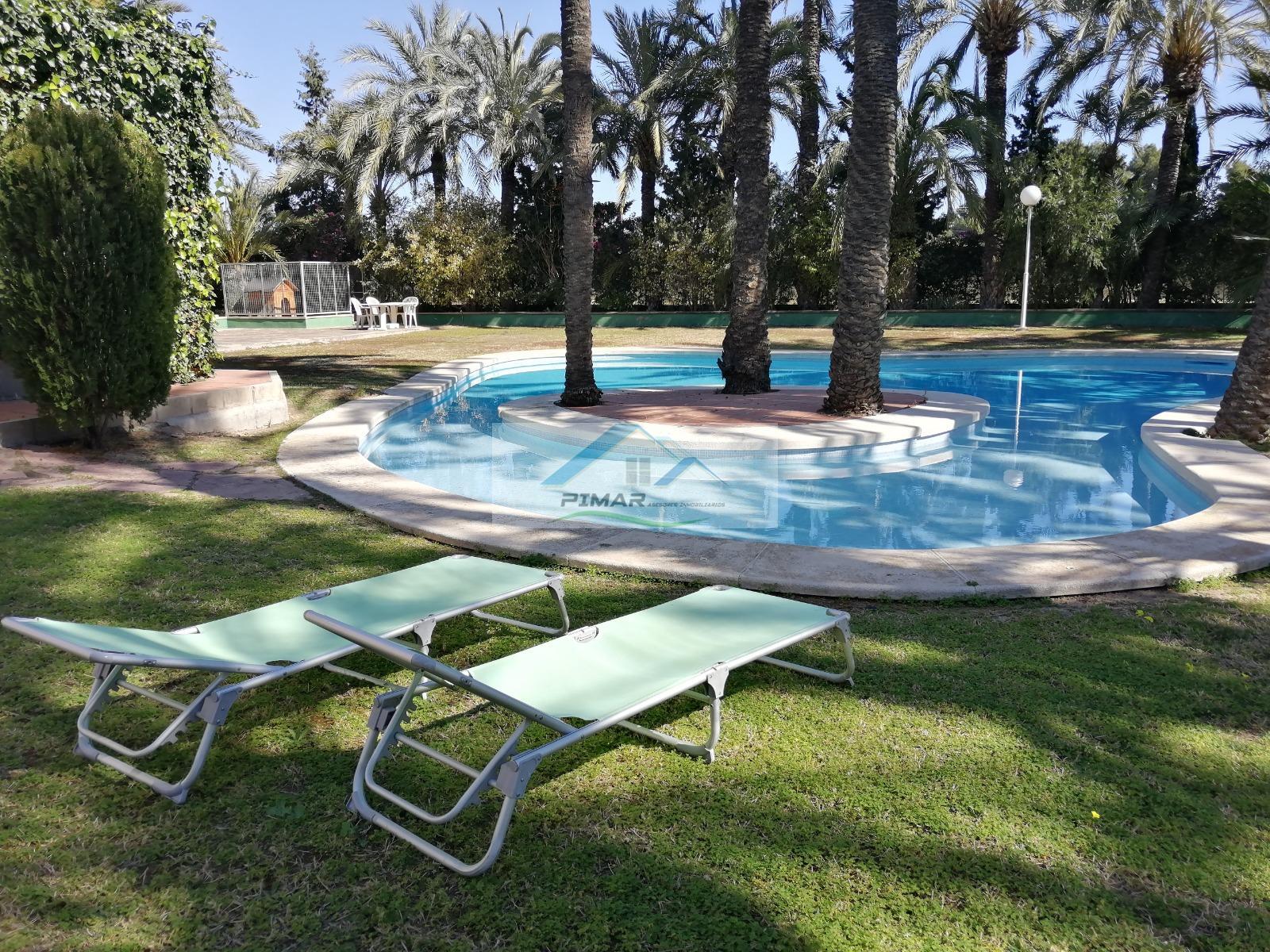 Venta de villa en Elche-Elx