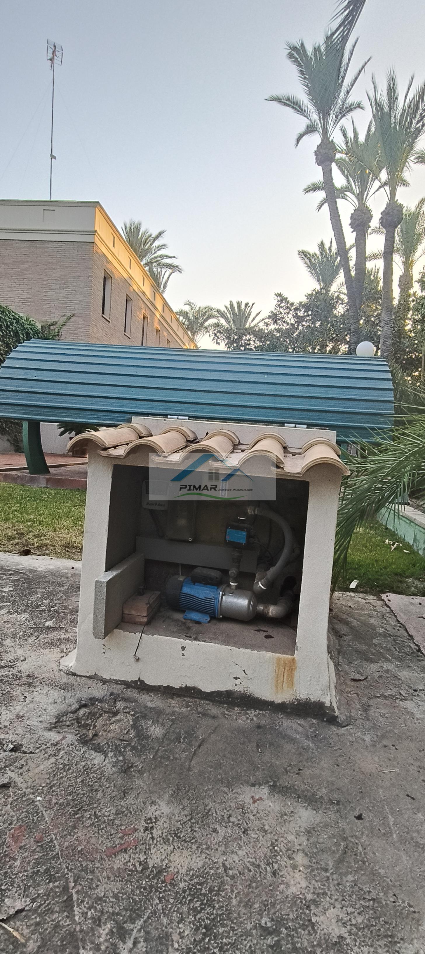 Venta de villa en Elche-Elx