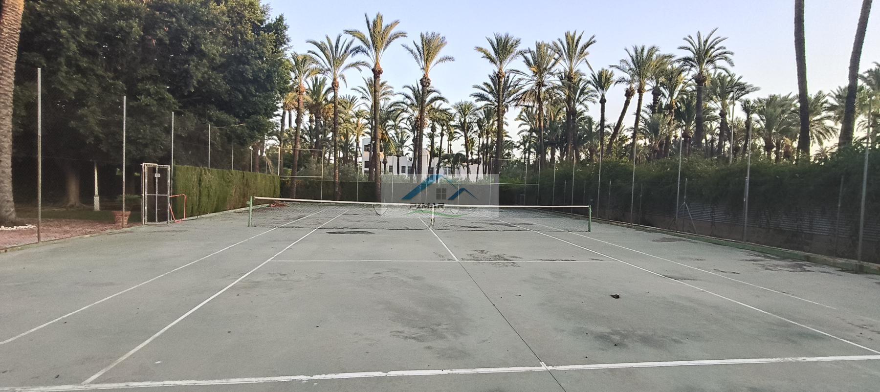 Venta de villa en Elche-Elx