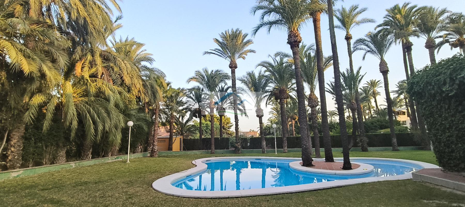 Venta de villa en Elche-Elx
