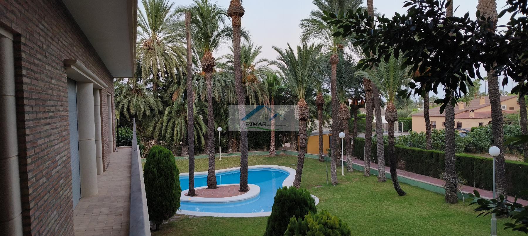Venta de villa en Elche-Elx
