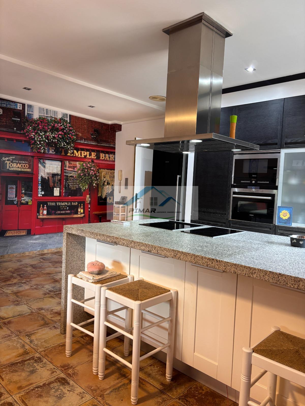 Venta de chalet en Elche-Elx