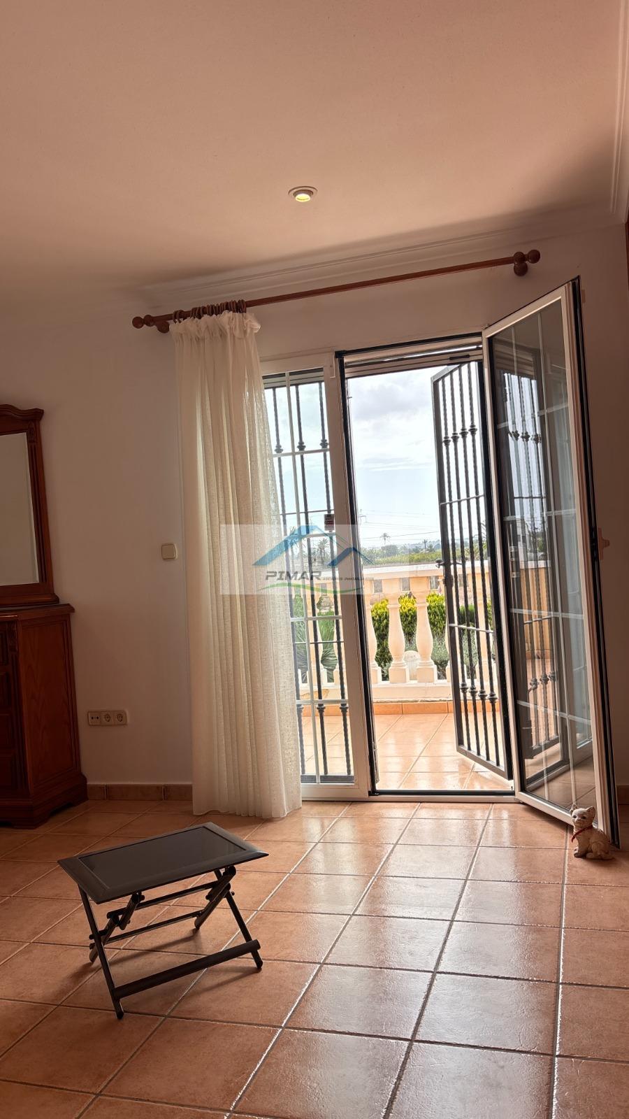Venta de chalet en Elche-Elx