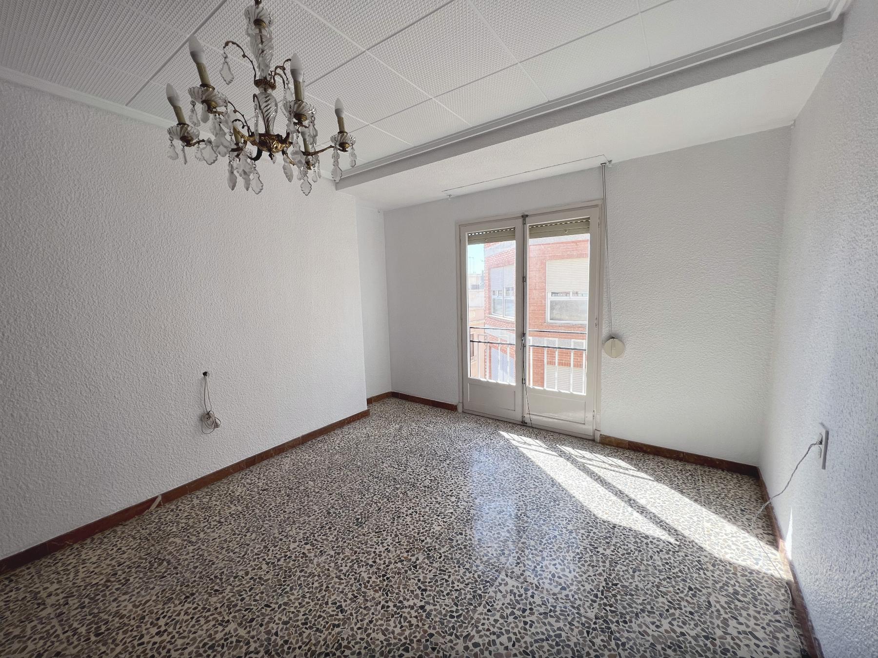 For sale of apartment in Elche-Elx