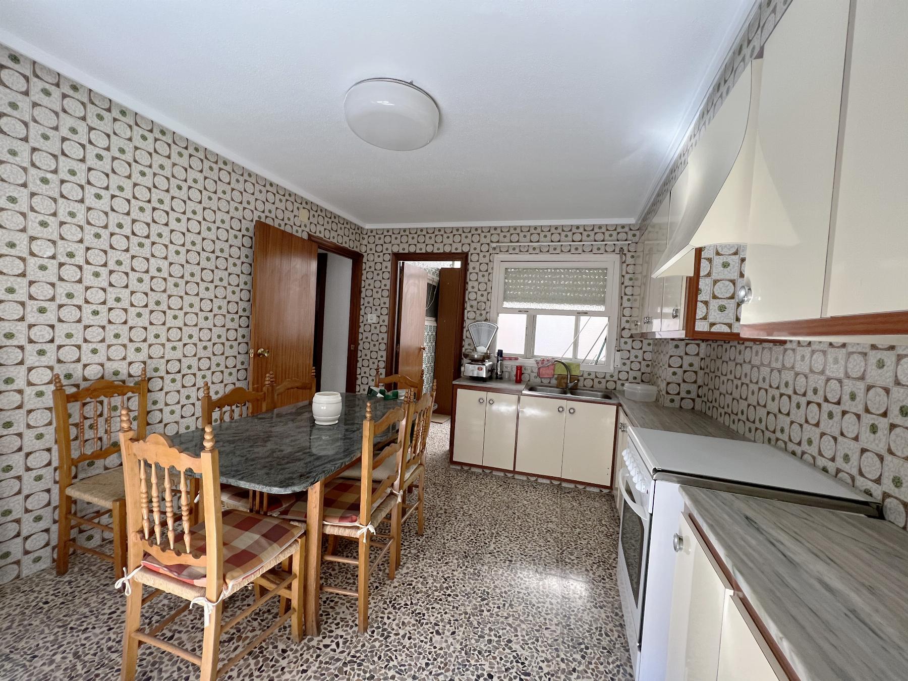 For sale of apartment in Elche-Elx