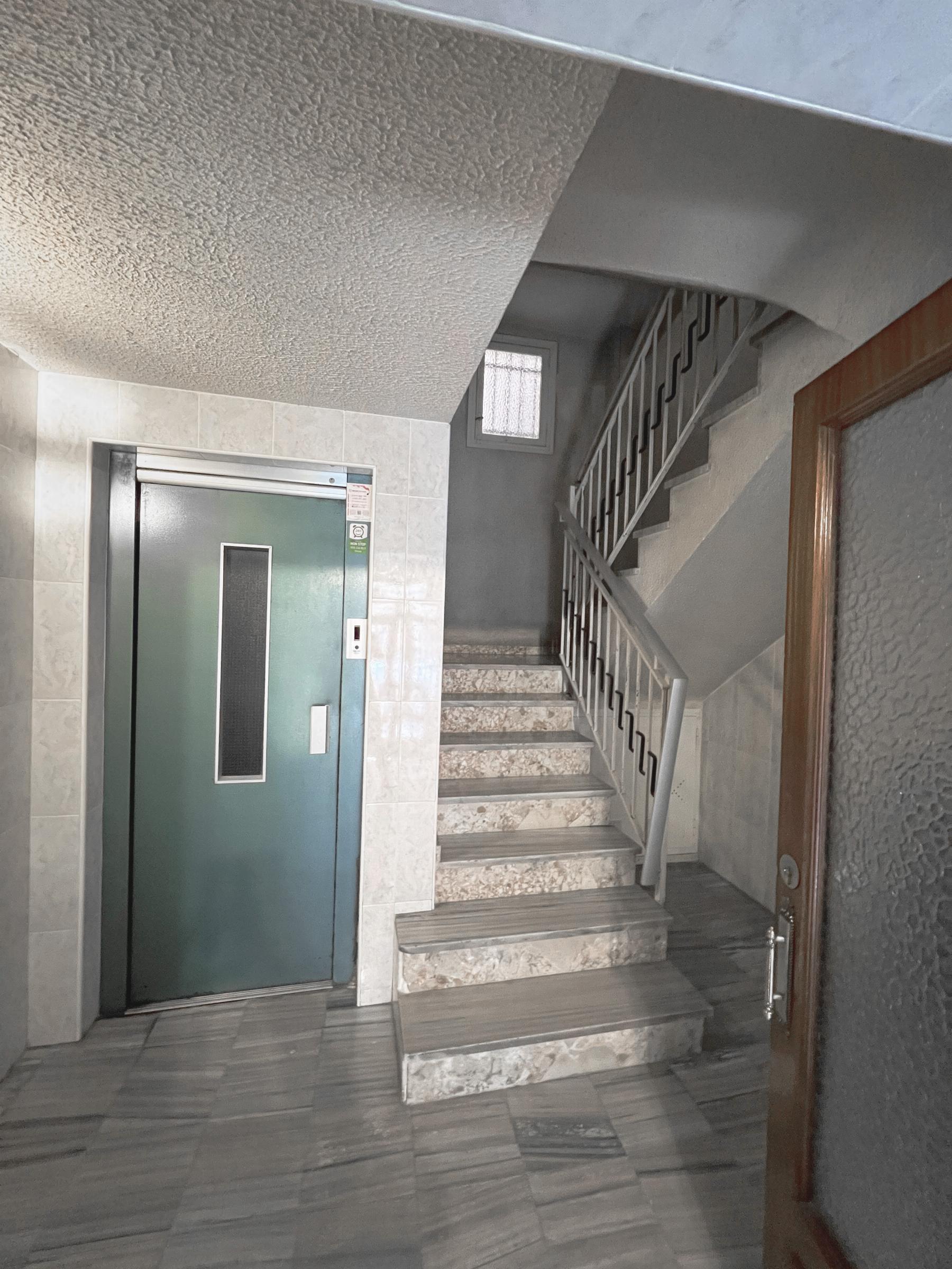 For sale of apartment in Elche-Elx