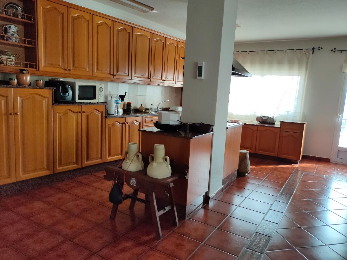 For sale of chalet in Castalla