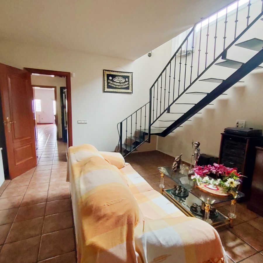 For sale of chalet in Castalla