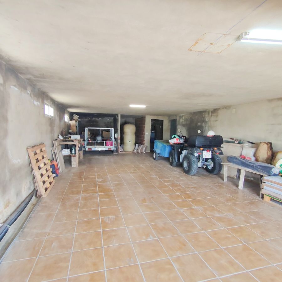 For sale of chalet in Castalla