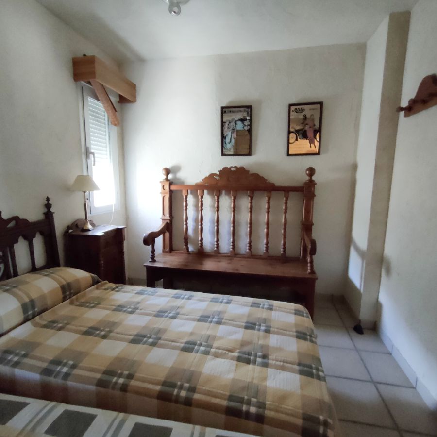 For sale of chalet in Petrer