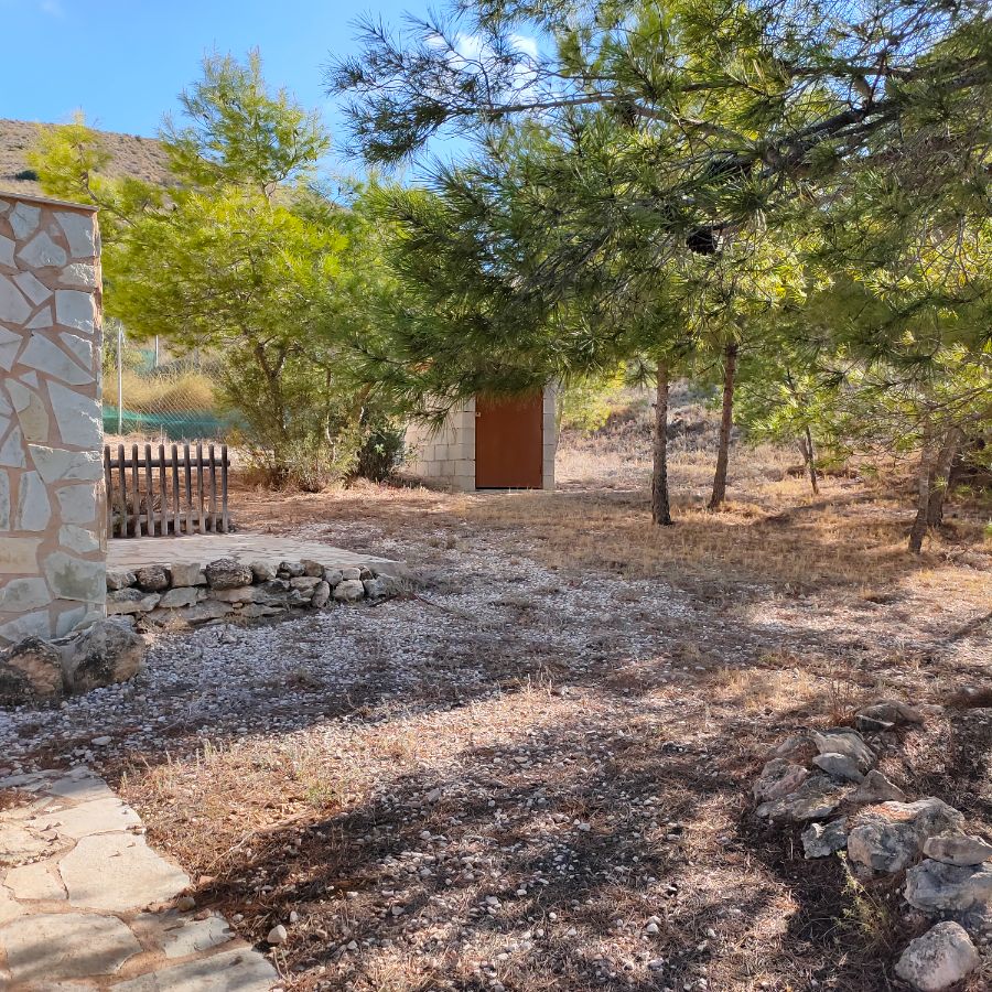For sale of chalet in Petrer