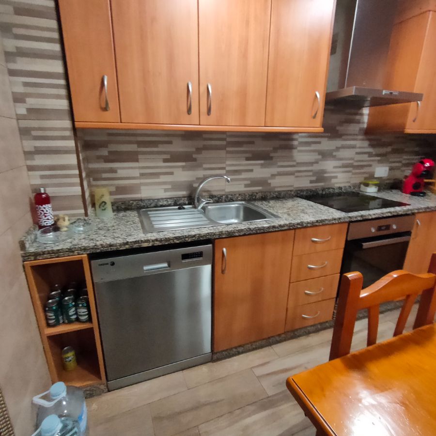 For sale of flat in Petrer