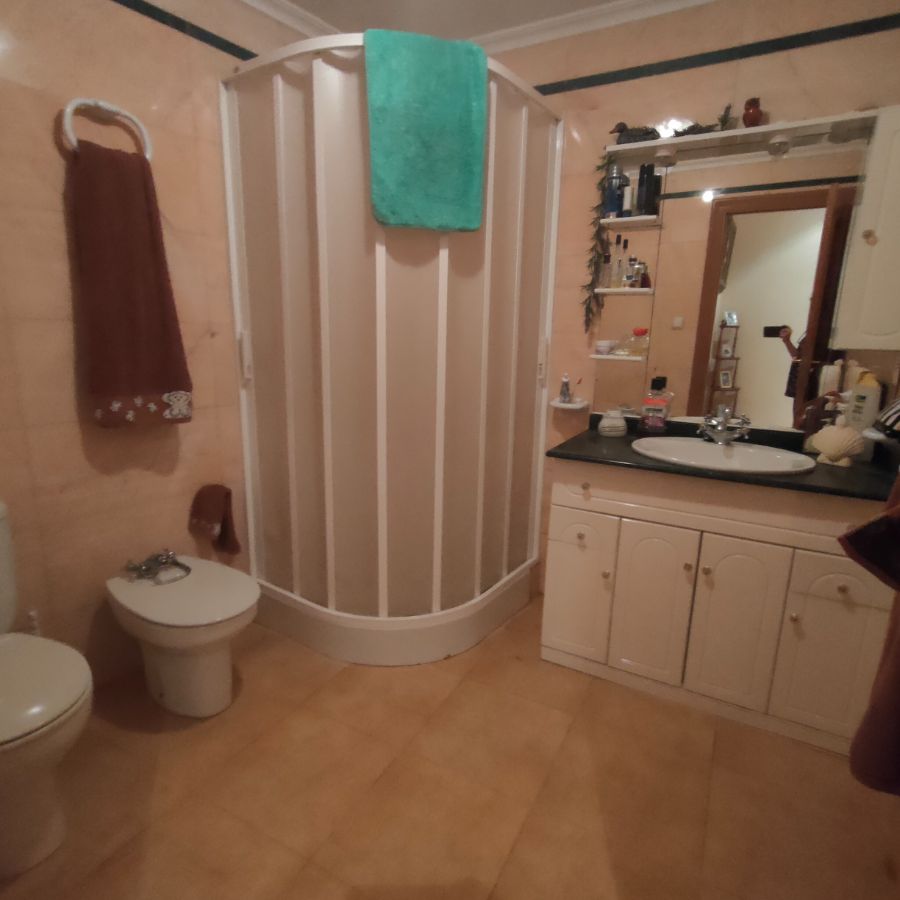 For sale of chalet in Algueña