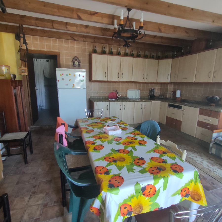 For sale of chalet in Algueña