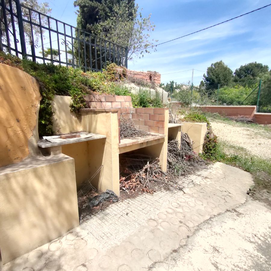 For sale of chalet in Algueña