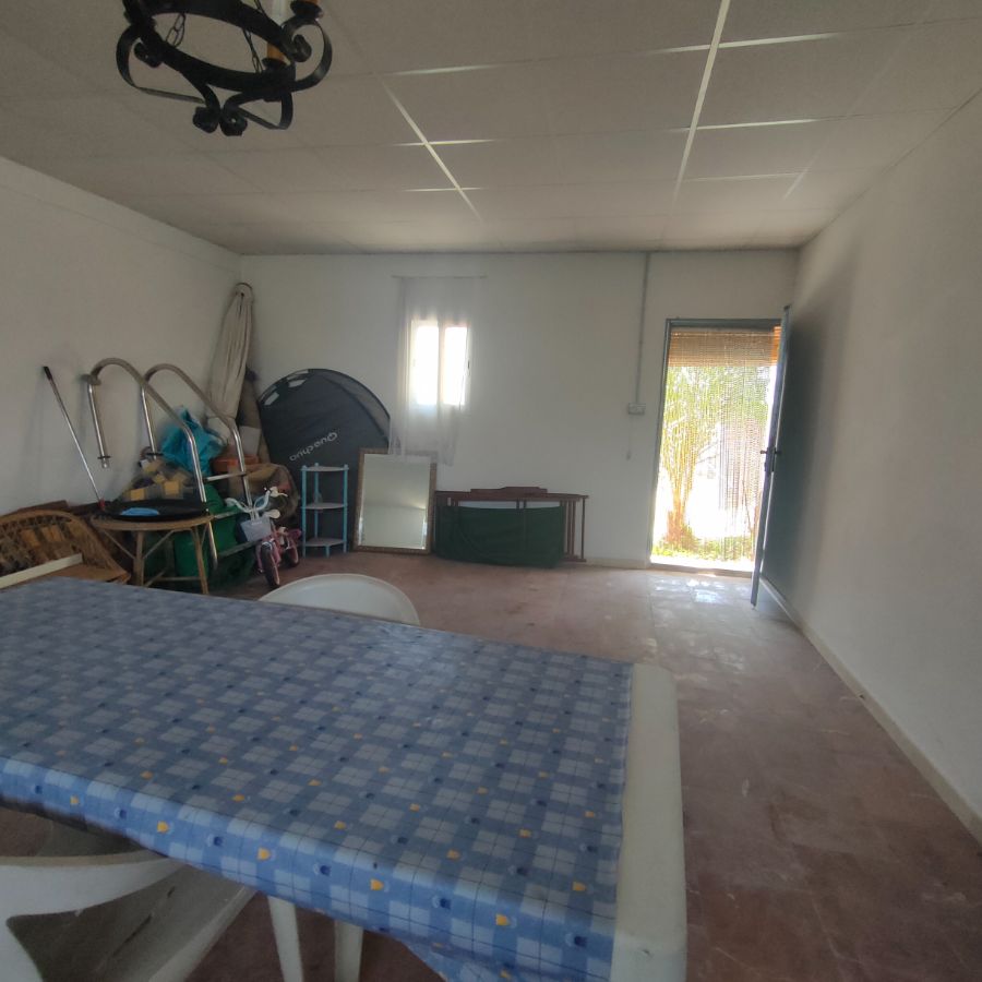For sale of chalet in Algueña