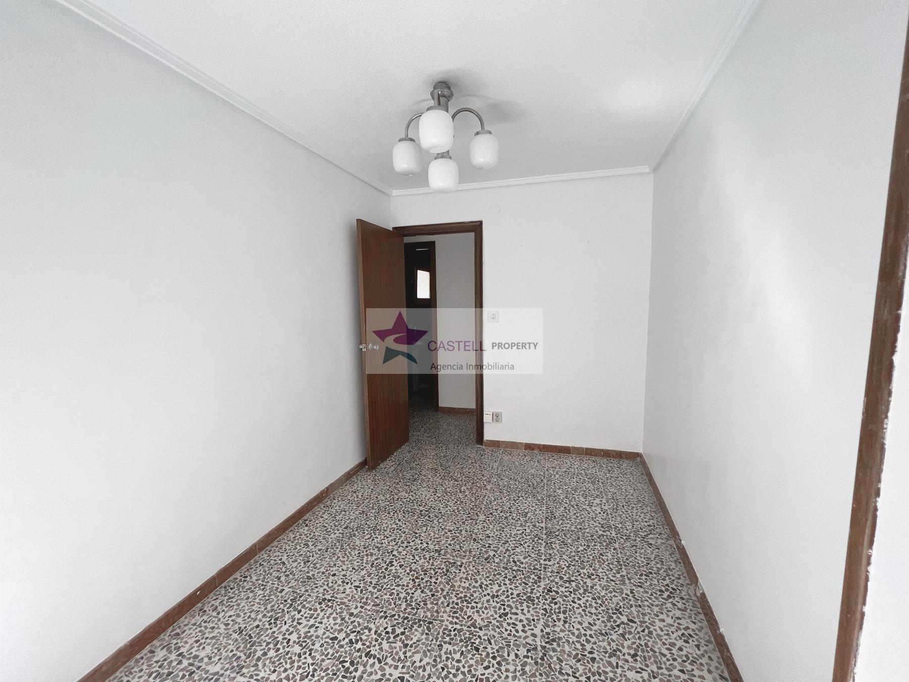 For sale of apartment in Elche-Elx