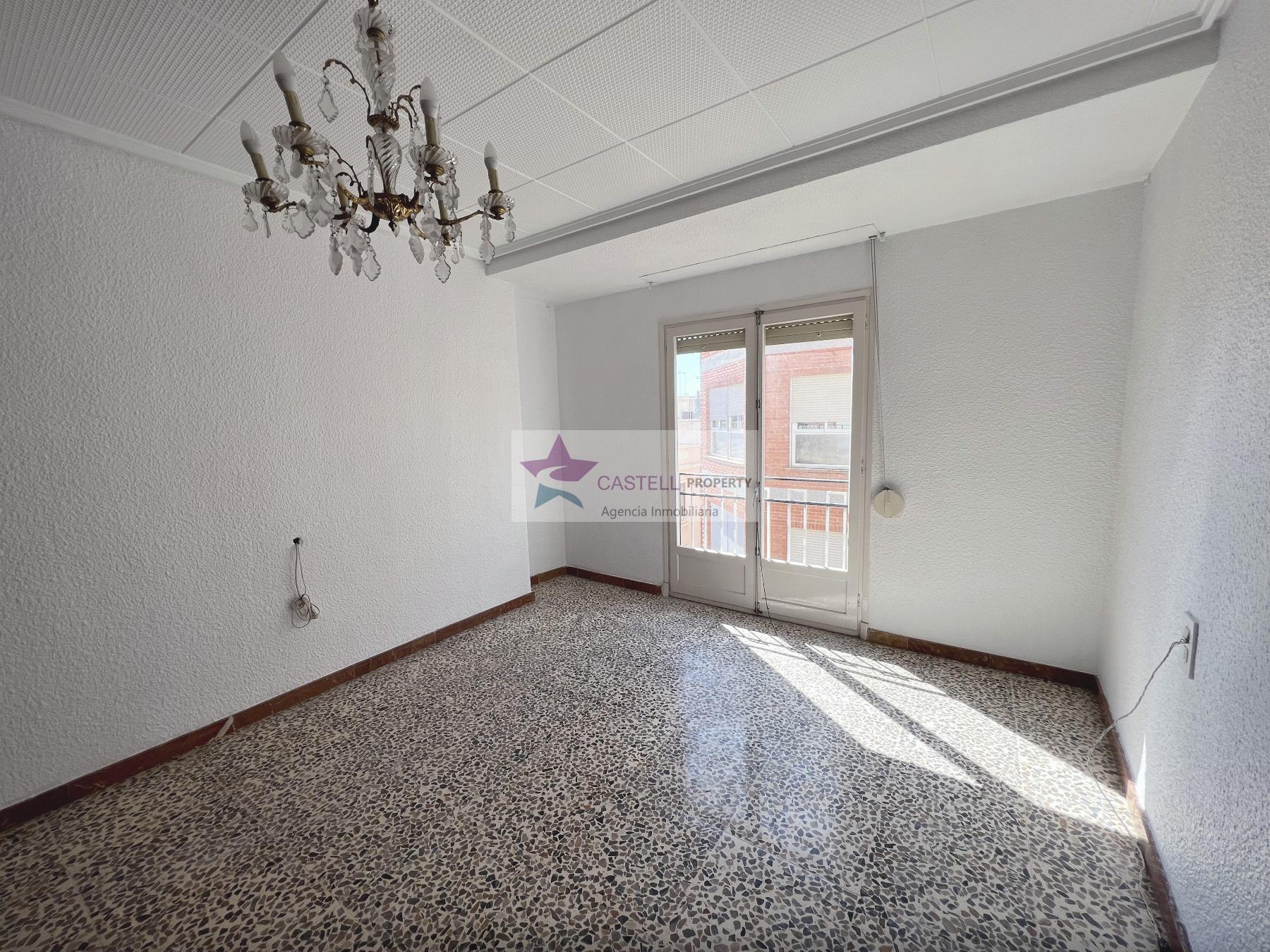 For sale of apartment in Elche-Elx