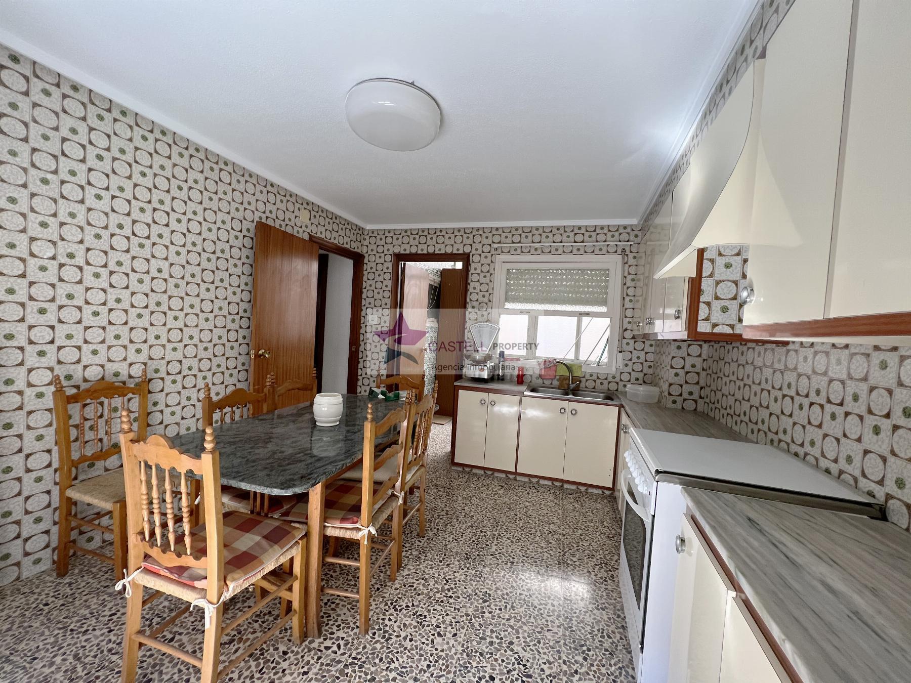 For sale of apartment in Elche-Elx