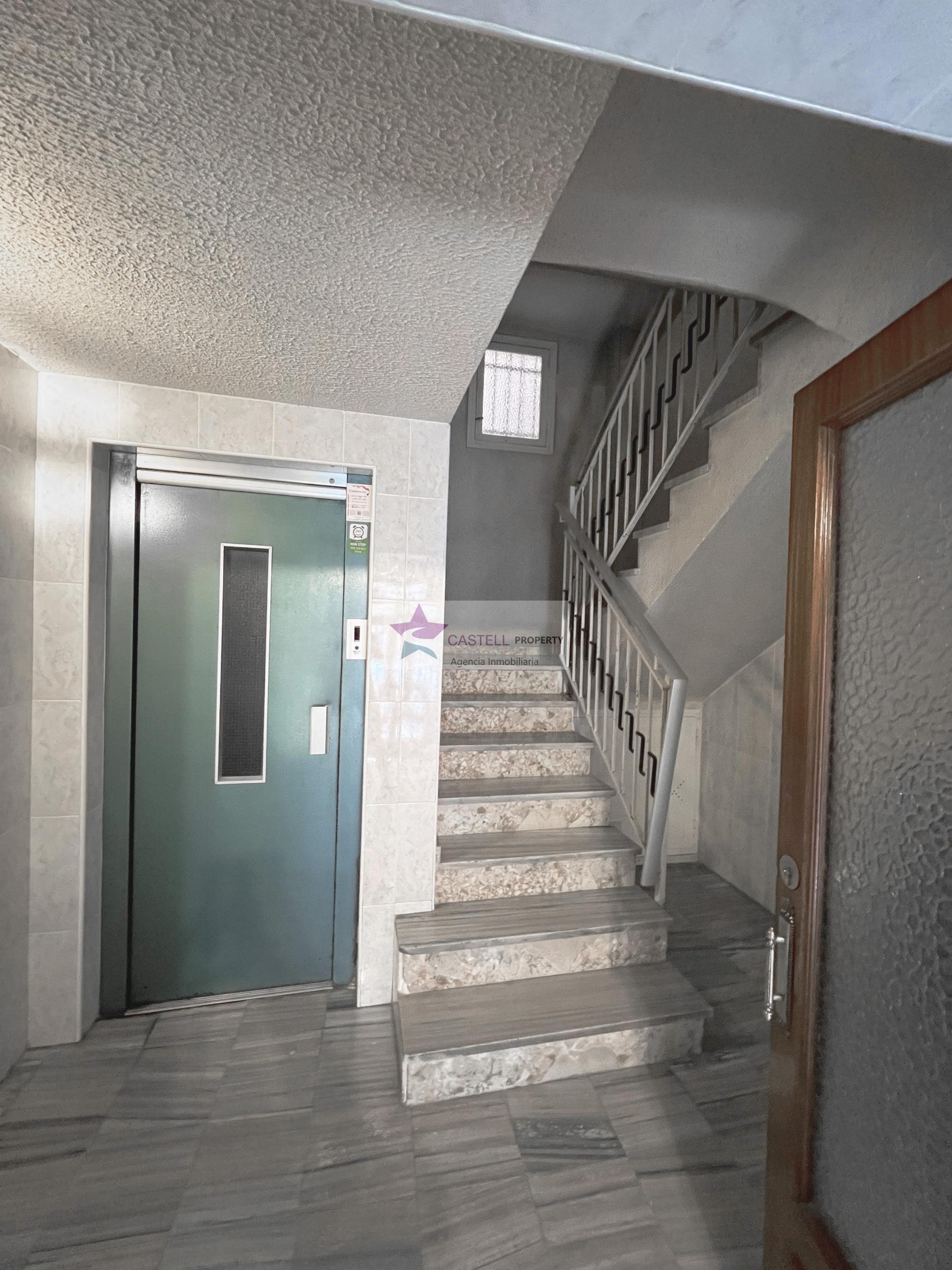 For sale of apartment in Elche-Elx