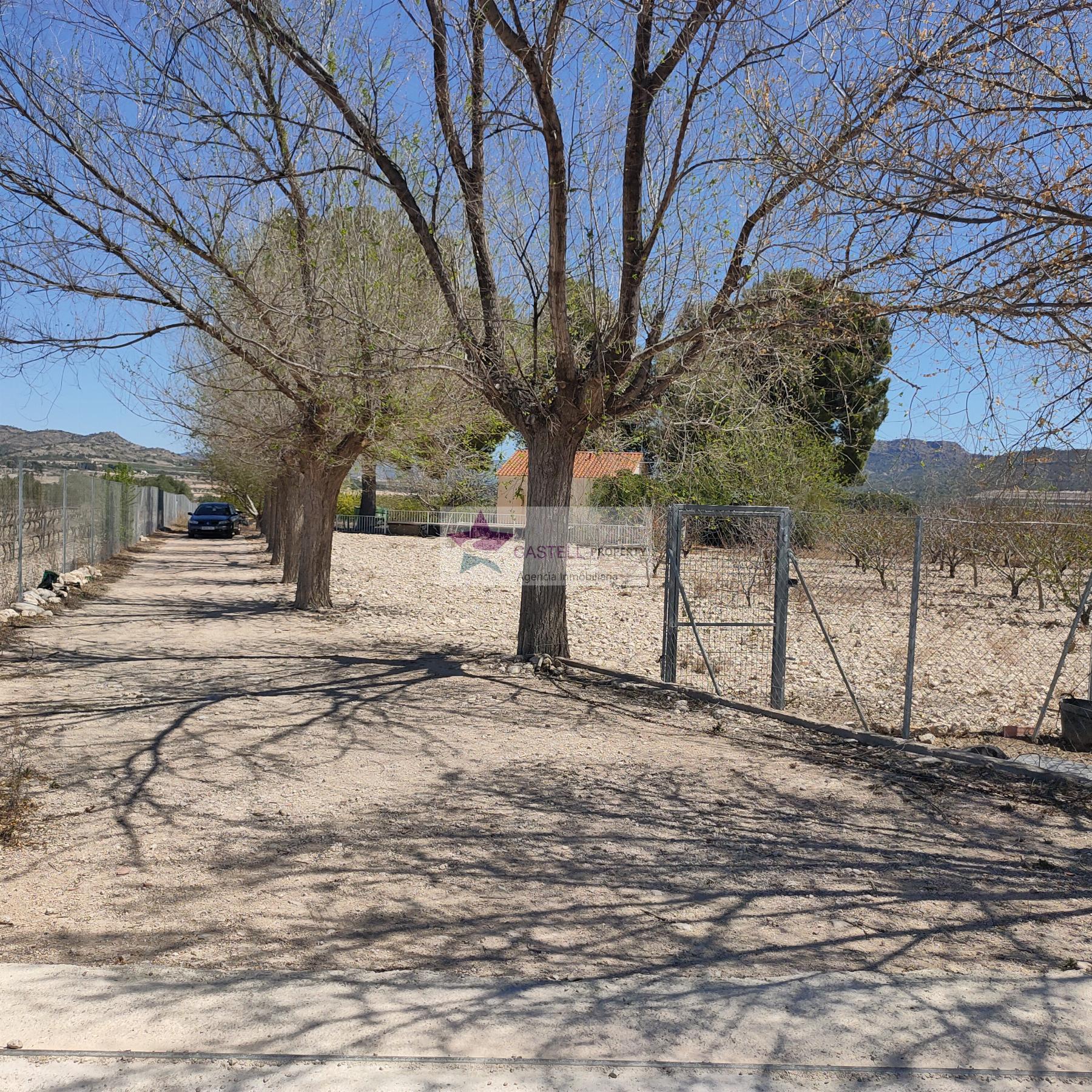 For sale of rural property in Salinas